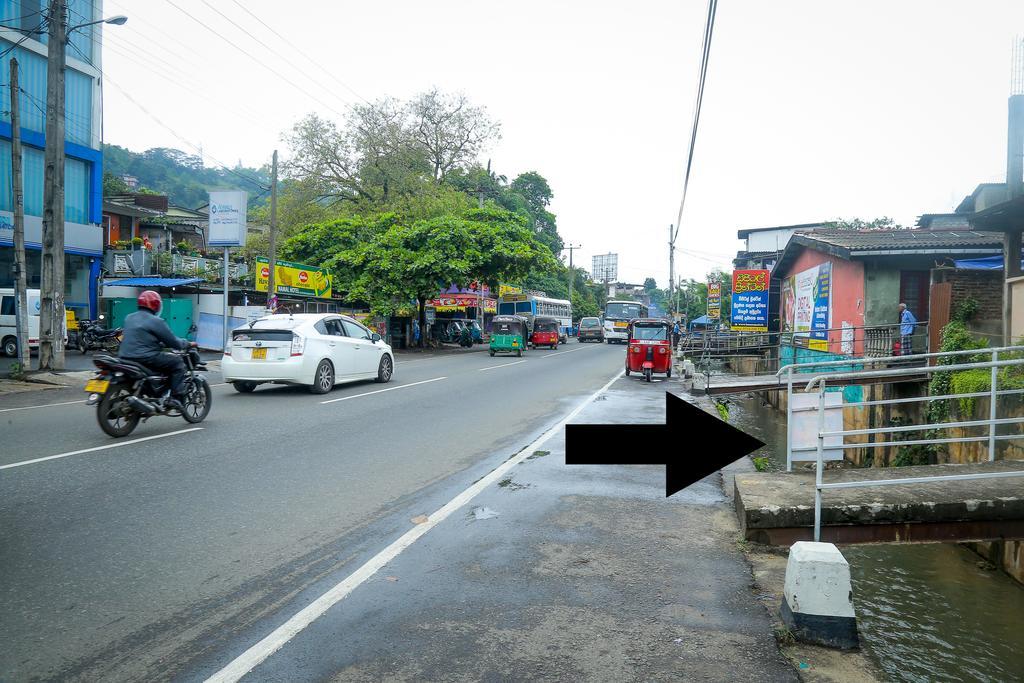 Nisansala HomeStay Kandy Deiyannewela Luaran gambar