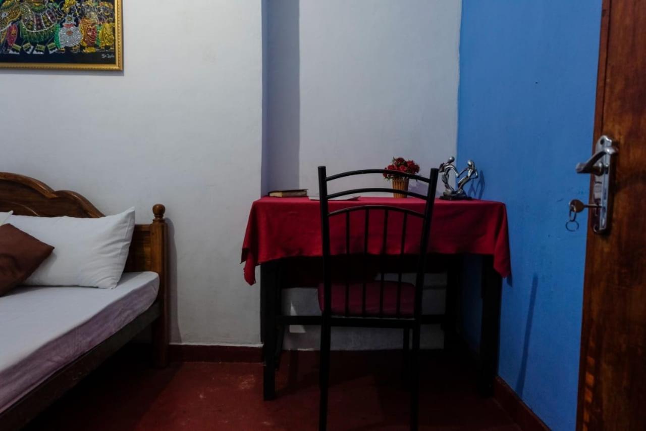 Nisansala HomeStay Kandy Deiyannewela Luaran gambar