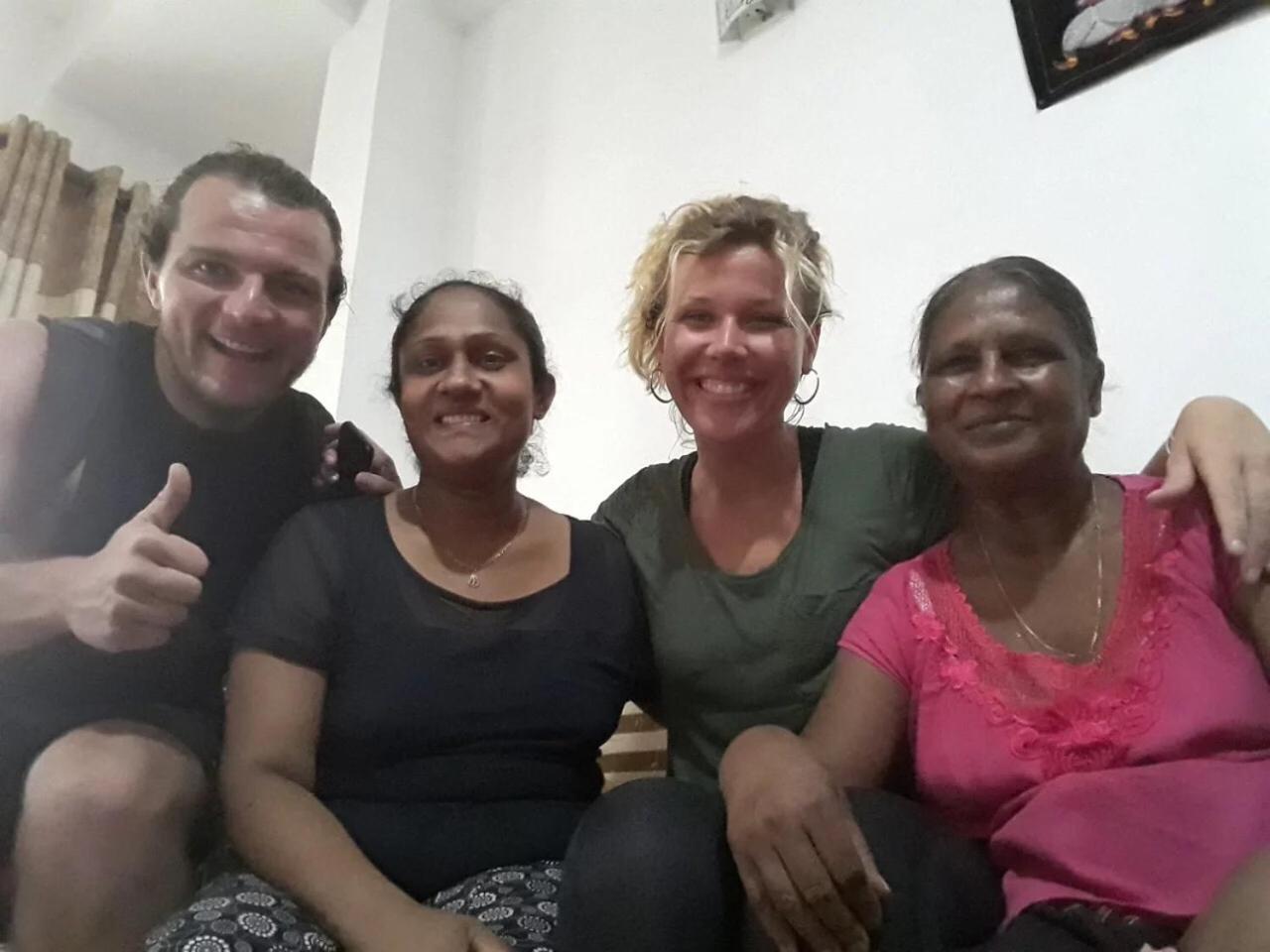 Nisansala HomeStay Kandy Deiyannewela Luaran gambar