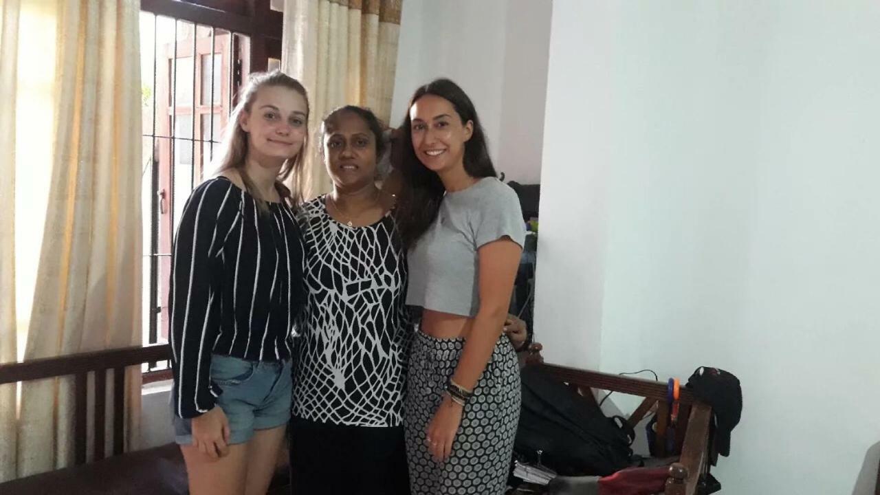 Nisansala HomeStay Kandy Deiyannewela Luaran gambar